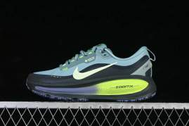 Picture of Nike Vomero 18 _SKUfw22107229779498519fw